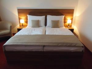 Standard Double Room room in Hotel Saffron