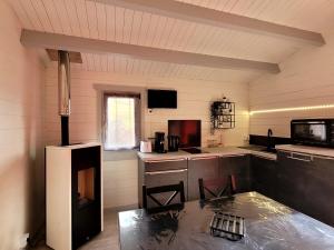LES CHALETS de MONTORGUEIL : photos des chambres