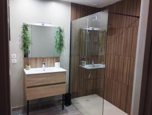 Chez Gaël et Julie villa 5 mins plages pisc, clim