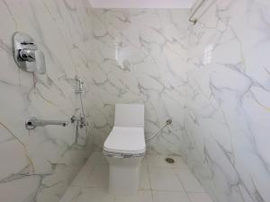 1BHK near Sarjapur road with lift 203