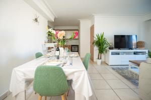 Proche Thalazur et plages, Parking privé, Piscine