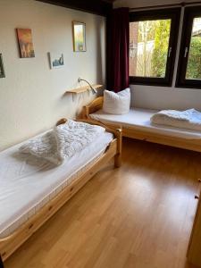 Ferienhäuser Fedderwardersiel Am Yachthafen 93