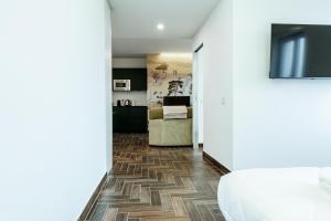 Ram7 Kōfuku Zen Apartment Gallarate