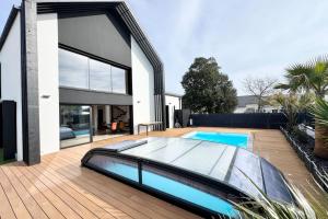 Maisons de vacances Luxury ! Villa de standing Piscine Plages a pied : photos des chambres