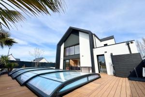 Maisons de vacances Luxury ! Villa de standing Piscine Plages a pied : photos des chambres