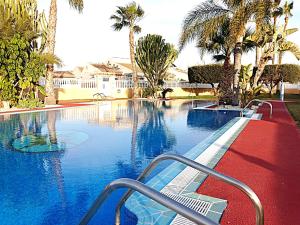 Bungalow near the beach in Torrevieja, Aguas Nuevas