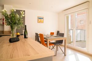 Les Voiles d Azur, Duplex moderne avec vue sur le port et la mer, à 2 minutes des plages