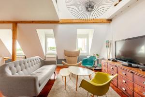 Superbe duplex prox centre-ville Beautiful duplex close to center