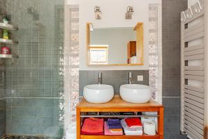 Superbe duplex prox centre-ville Beautiful duplex close to center