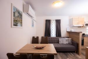 Grom Ribno Apartments