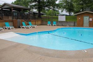 Escape to Notch Estates