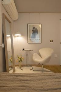 Experience the vibrant city of Seoul at our stylish stay o-nol