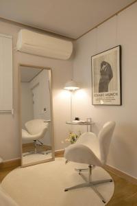 Experience the vibrant city of Seoul at our stylish stay o-nol