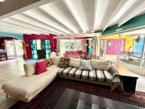 Boho Bliss Tranquil Home with Lovely Garden - Leeuwfontein