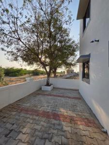 Serenity Bungalow near Becharji