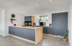 Awesome Home In Ebeltoft With Sauna