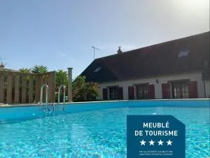 Maison familiale Blois piscine et SPA - Блуа