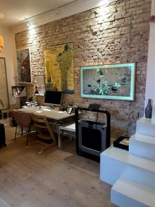 Lovely apartment with patio