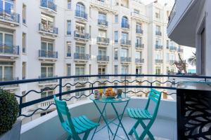 Palais Des Iles 2 by Halldis