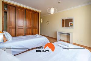 #292 Mar a Vista 33 by Home Holidays