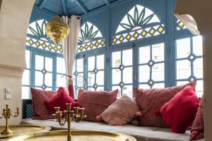Dar Lysis private with pool and breakfasts