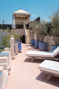 Dar Lysis private with pool and breakfasts