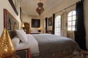 Dar Lysis private with pool and breakfasts