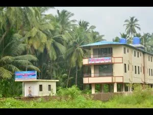 Hotel Sealand - Dapoli