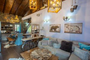 Dandy Villas Palios Agios Athanasios - Attic - Fireplace - Village Square