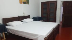 Kingfisher Guesthouse and Hostel