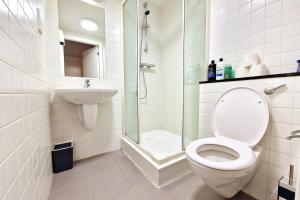 Super stylish 2 bed, 2 bath