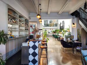 Hotel Port 7- Boutique Collection