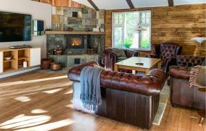 Lovely Home In Ebeltoft