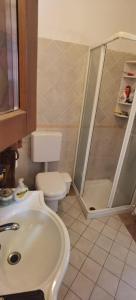 Meina, 2 camere, 2 bagni, giardinetto