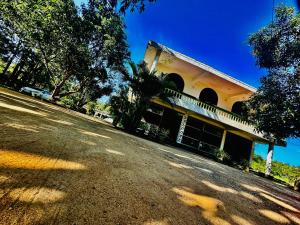Golden Mount Hotel
