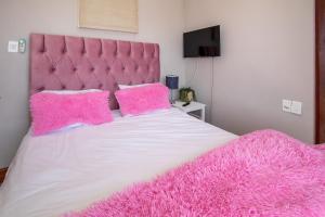 Fresnaye Family home 4 bedrooms No Loadshedding