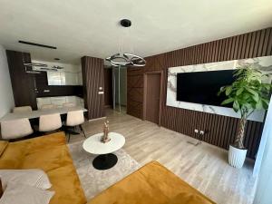 Moderný 3i byt s balkónom