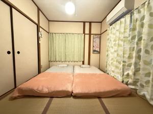 6 minutes by train to Shinsaibashisuji Shopping Street