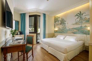 Deluxe Double or Twin Room room in Donna Laura Palace