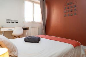 Lescapade Paloise, Balcon, Garage privé