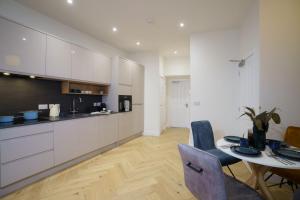 Fell View Residences Modern Escape by LetMeStay