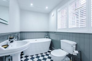 The Jane Austin in Central York - Sleeps 6