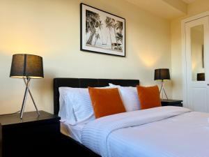 Sleek & Modern 2BR - Easy Access to City Centre