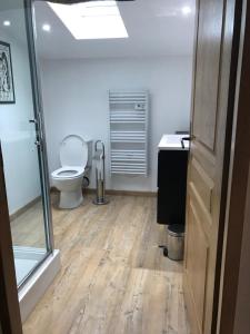 Maisons de vacances Les granges : Maison 2 Chambres