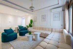 TT Holidays-Hassan Tower