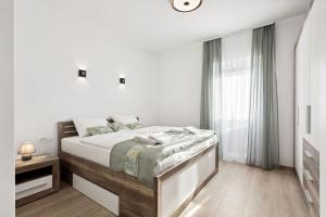 Kristal Lux Aparments with a balcony 