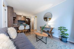 Downtown Apartments by Mr BnB