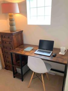 Haruru House - 3 minutes walk to the beach!