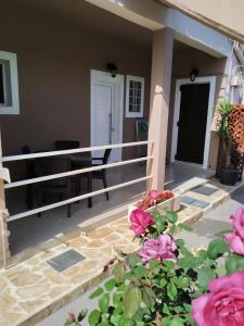 Trousas Double Apartment