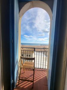 Hotels Hotel Le Chalet : Chambre Double avec Balcon - Vue sur Mer